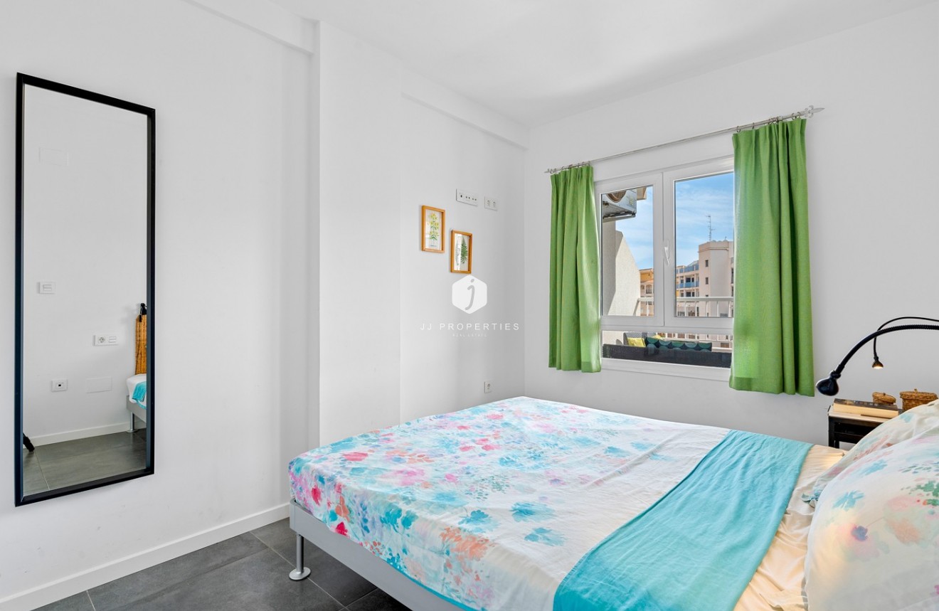 Resale - Apartment / flat -
Orihuela Costa - Costa Blanca