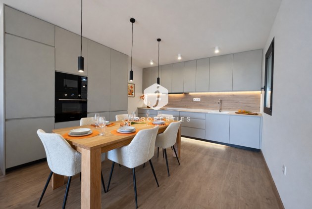 Resale - Chalet -
Dolores - Costa Blanca