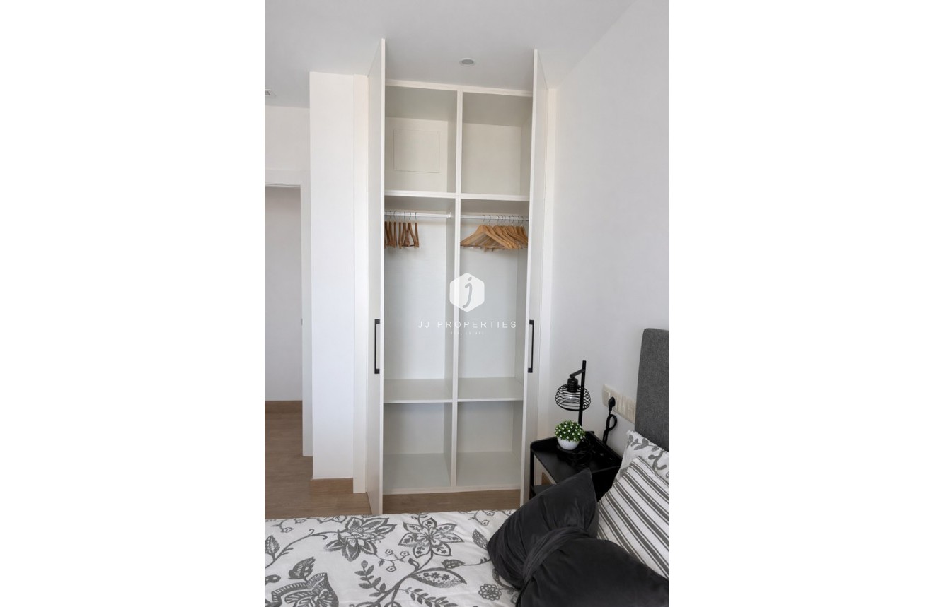 Resale - Chalet -
Dolores - Costa Blanca