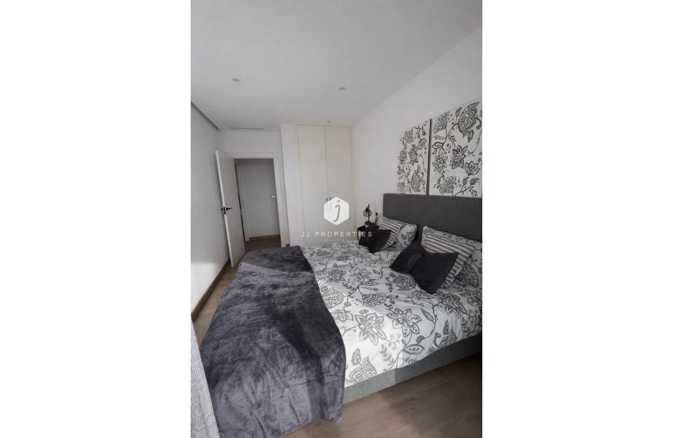 Resale - Chalet -
Dolores - Costa Blanca