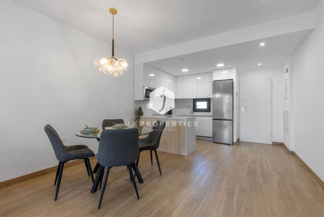 Resale - Bungalow -
Torrevieja - Los Balcones - Los Altos del Edén