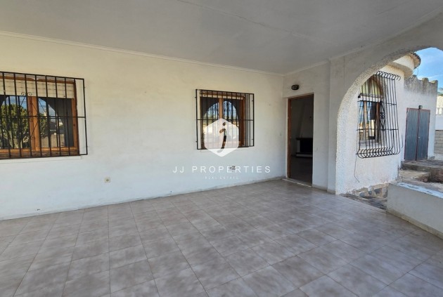 Resale - Villa -
El Chaparral - Inland