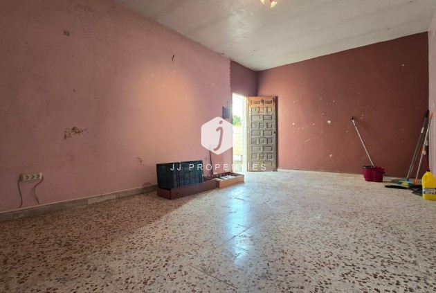 Resale - Villa -
El Chaparral - Inland