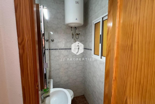 Resale - Bungalow -
Torrevieja - Costa Blanca