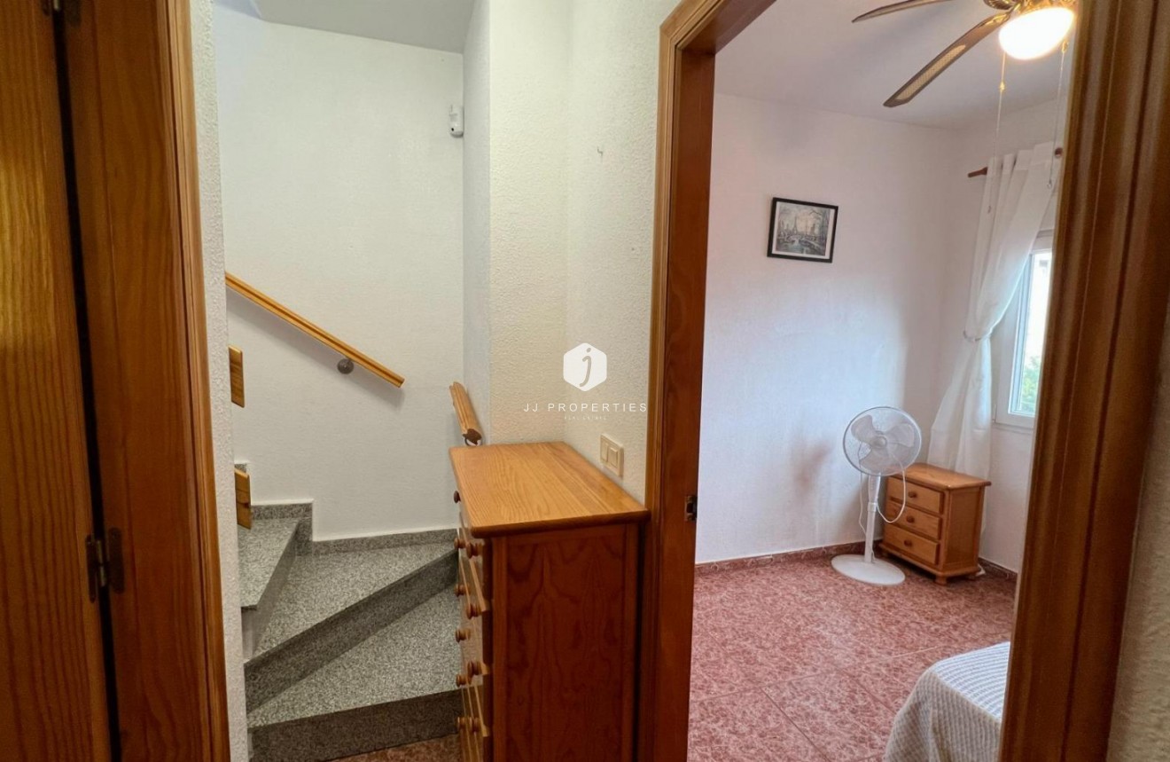 Resale - Bungalow -
Torrevieja - Costa Blanca