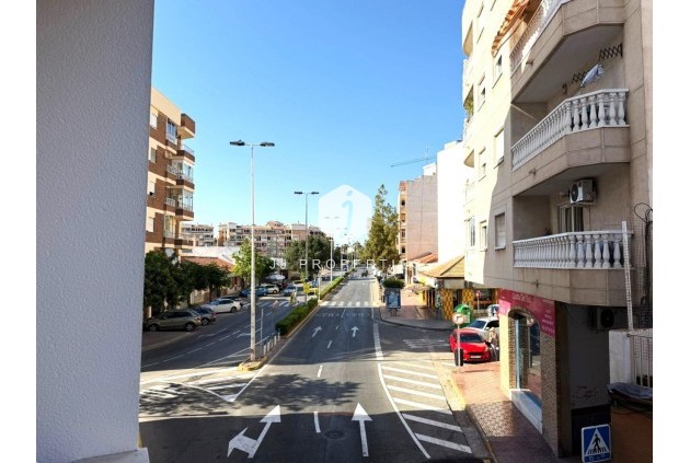 Resale - Apartment / flat -
Torrevieja - PARQUE DE LAS NACIONES