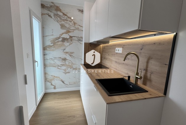 Resale - Penthouse -
Punta Prima - Costa Blanca