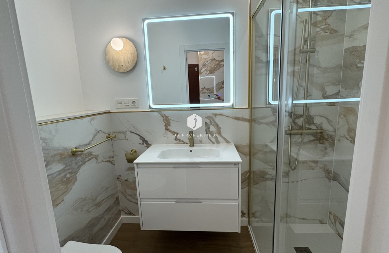 Resale - Penthouse -
Punta Prima - Costa Blanca