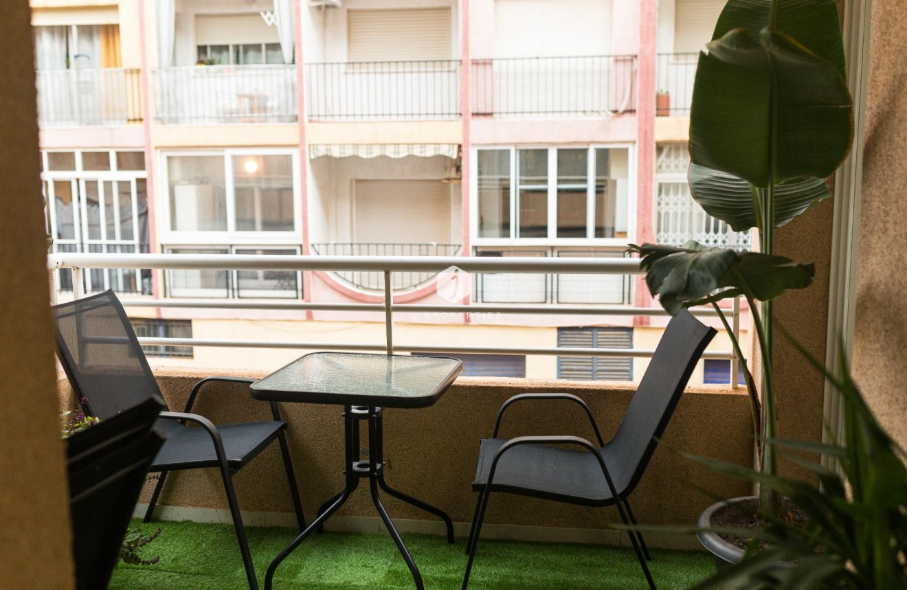 Resale - Apartment / flat -
Torrevieja - Curva Del Palangre