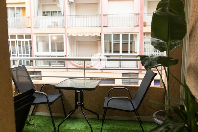 Resale - Apartment / flat -
Torrevieja - Curva Del Palangre