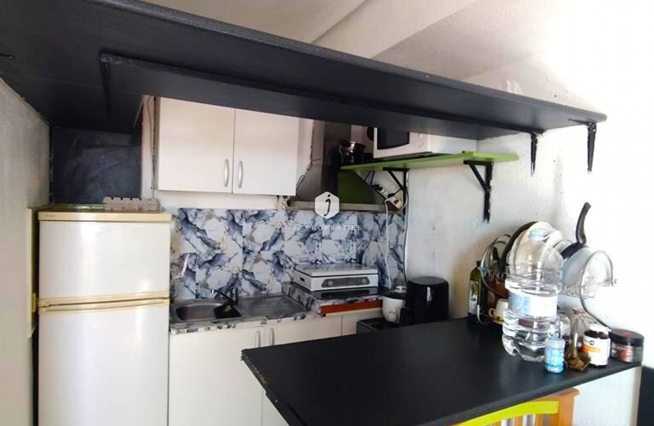 Resale - Apartment / flat -
Torrevieja - Punta prima