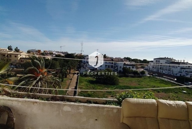 Resale - Apartment / flat -
Torrevieja - Punta prima