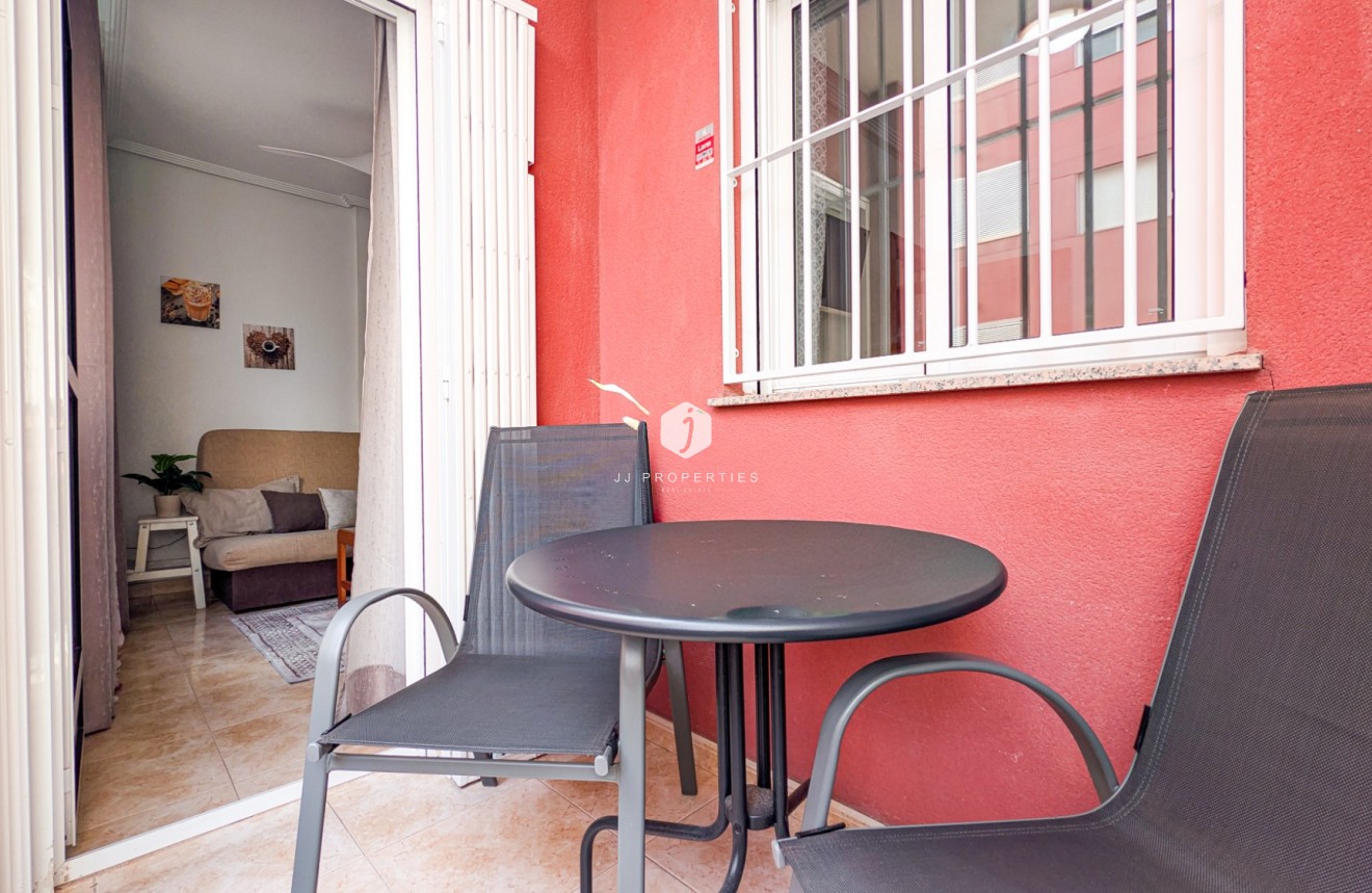 Resale - Apartment / flat -
Torrevieja - Costa Blanca