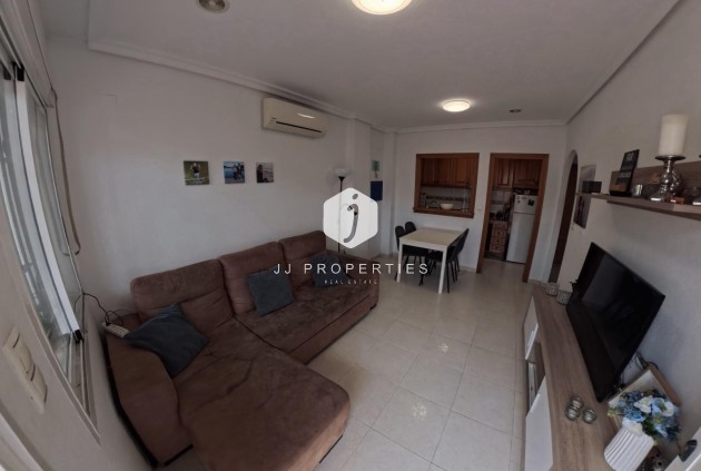 Z drugiej ręki - Mieszkanie w bloku -
Torrevieja - Centro