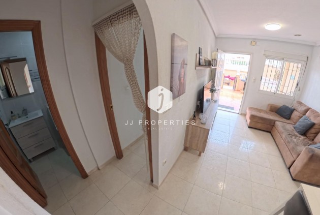 Z drugiej ręki - Mieszkanie w bloku -
Torrevieja - Centro