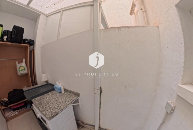 Z drugiej ręki - Mieszkanie w bloku -
Torrevieja - Centro