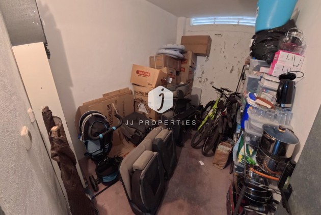 Z drugiej ręki - Mieszkanie w bloku -
Torrevieja - Centro