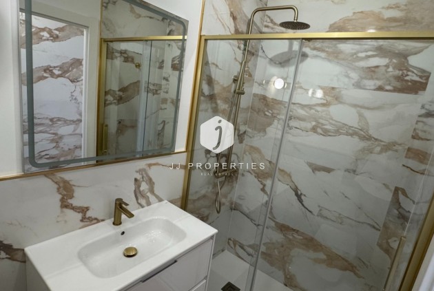 Resale - Apartment / flat -
Orihuela Costa - Costa Blanca