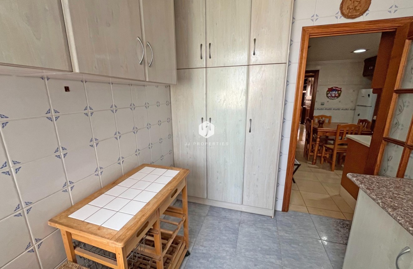 D'occasion - Appartement -
Formentera del Segura - Palacios