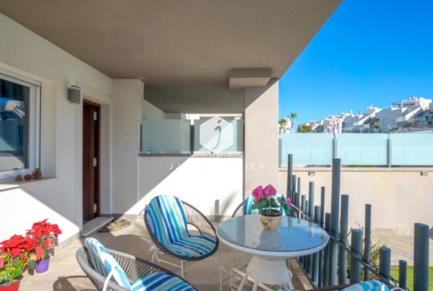 Z drugiej ręki - Mieszkanie w bloku -
Torrevieja - Costa Blanca