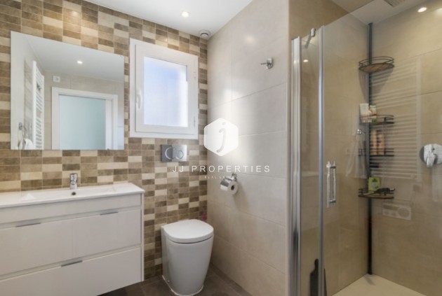 Z drugiej ręki - Mieszkanie w bloku -
Torrevieja - Costa Blanca