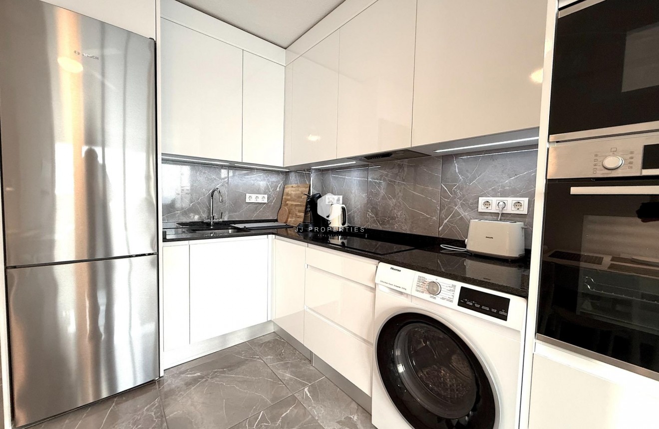 Resale - Apartment / flat -
Torrevieja - Cabo cervera