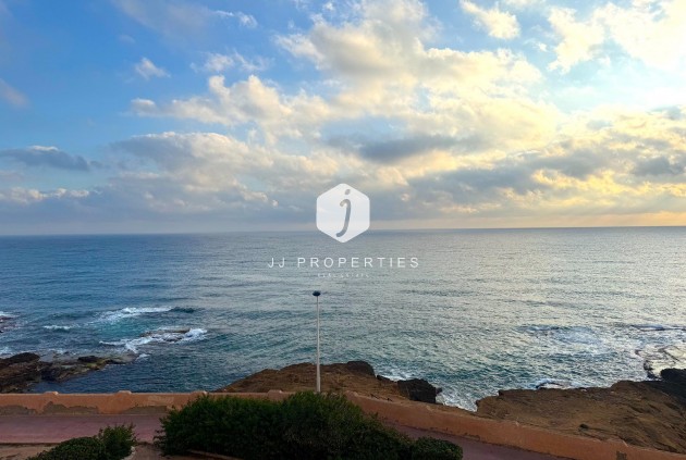 Resale - Apartment / flat -
Torrevieja - Cabo cervera