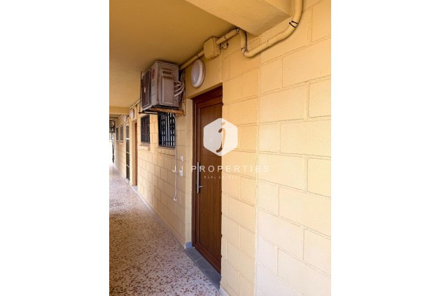 Resale - Apartment / flat -
Torrevieja - Cabo cervera