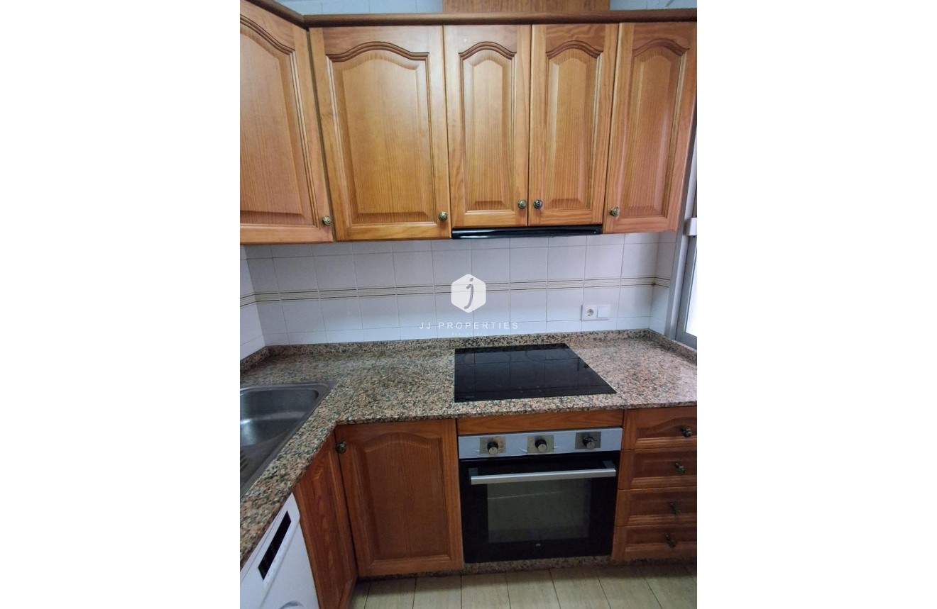 D'occasion - Appartement -
Guardamar del Segura - Guardamar Playa