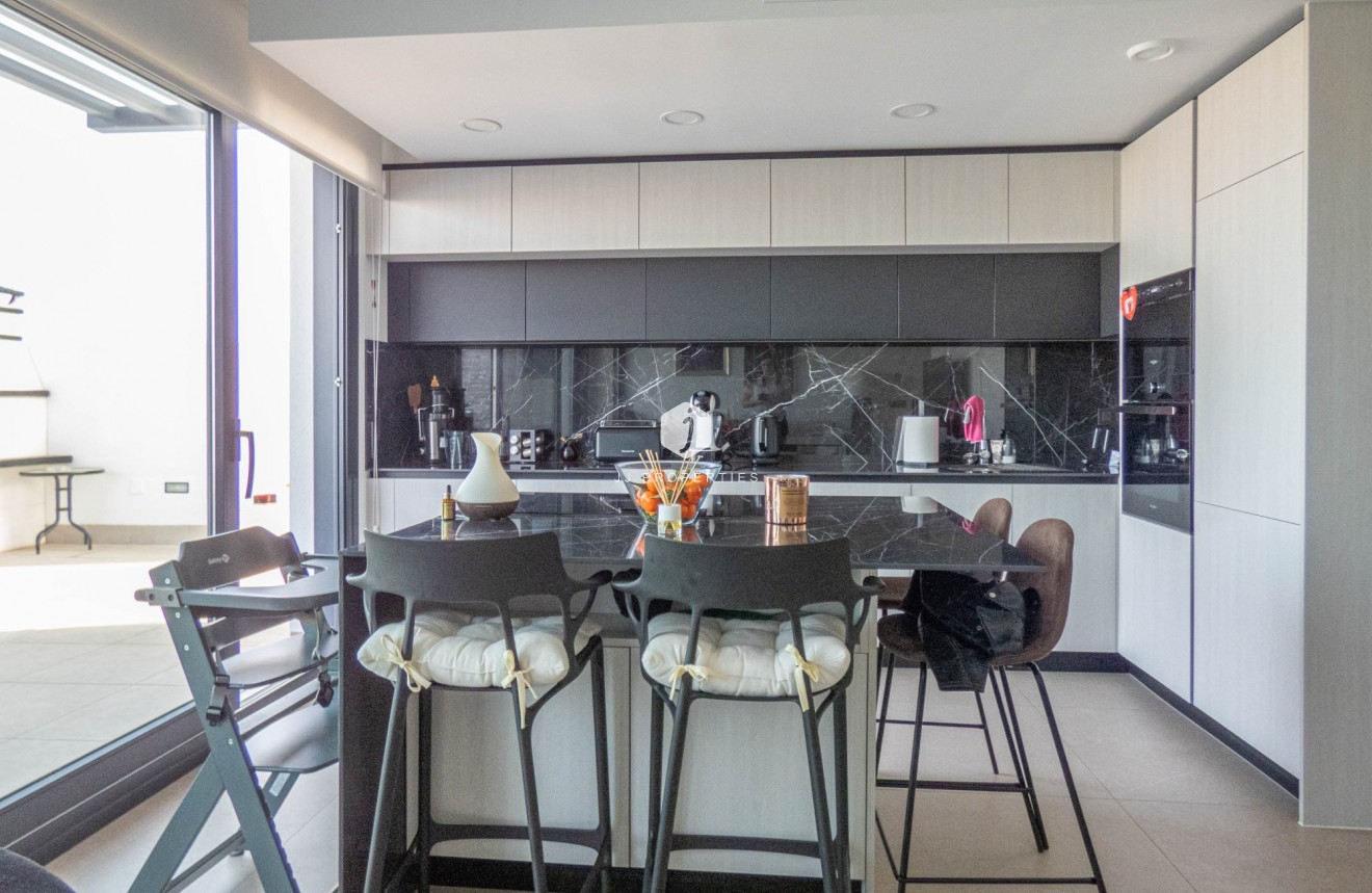 Resale - Apartment / flat -
Guardamar del Segura - Costa Blanca