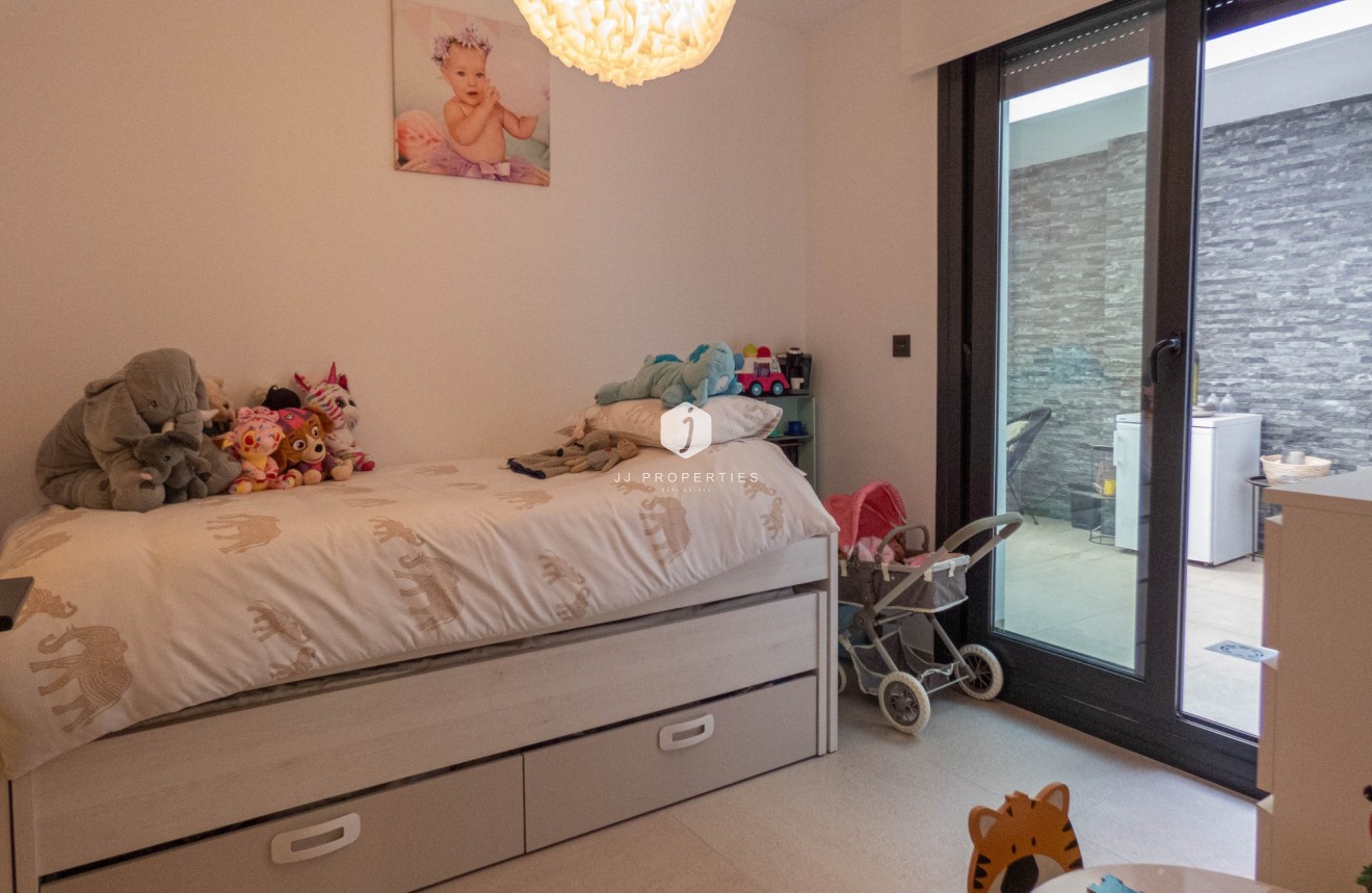 Resale - Apartment / flat -
Guardamar del Segura - Costa Blanca