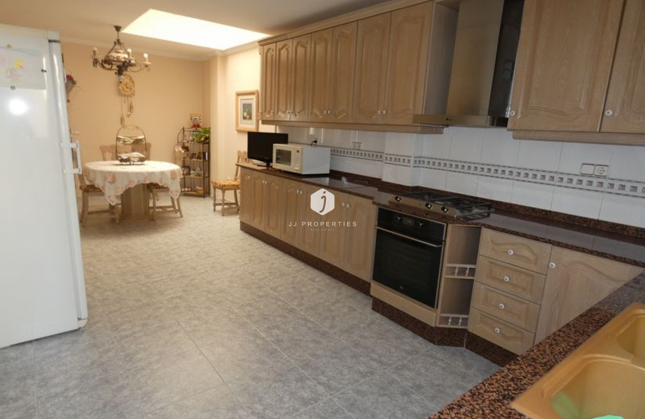 Resale - Villa -
Almoradí - Inland