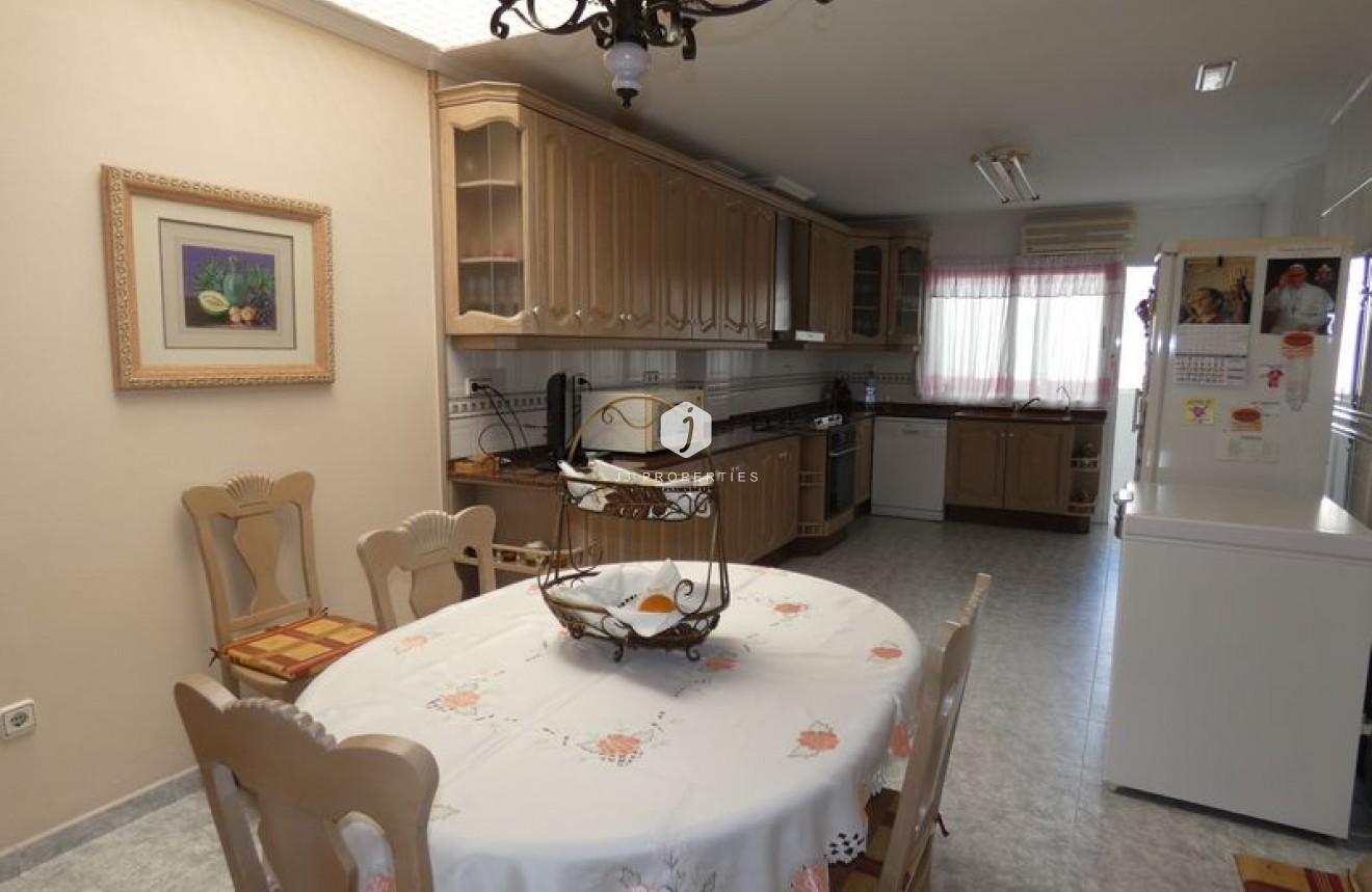 Resale - Villa -
Almoradí - Inland