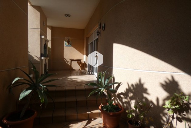 Resale - Villa -
Almoradí - Inland