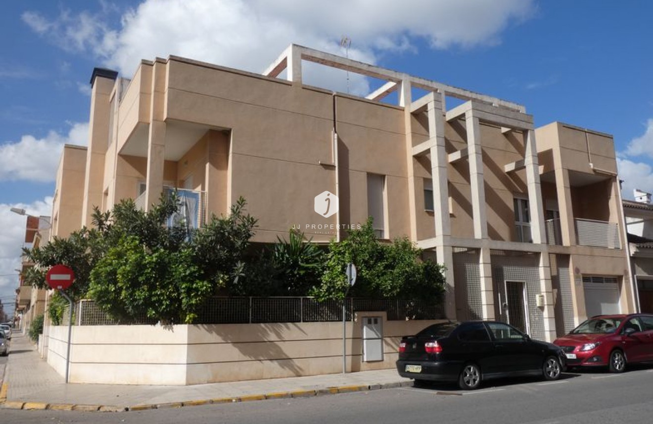 Resale - Villa -
Almoradí - Inland