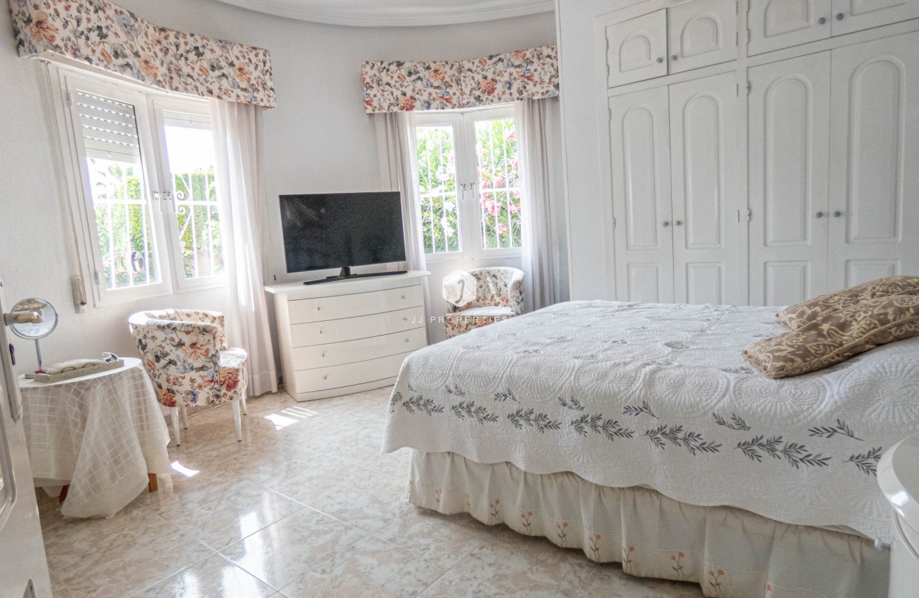 Z drugiej ręki - Villa -
Ciudad Quesada - Costa Blanca