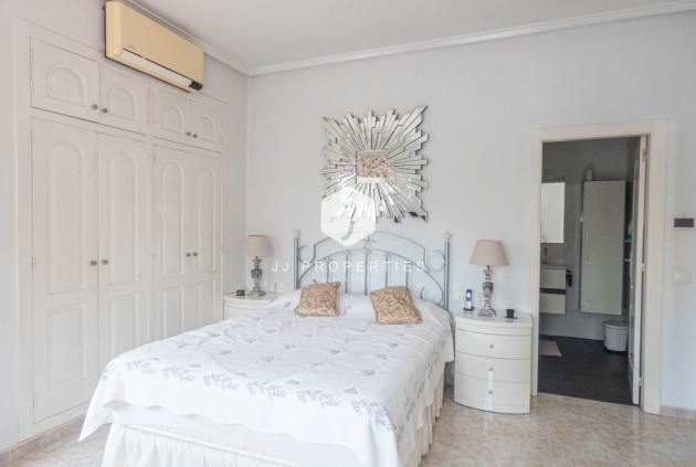 Z drugiej ręki - Villa -
Ciudad Quesada - Costa Blanca