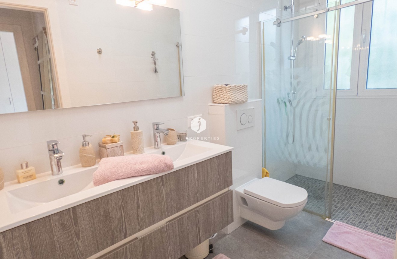 Z drugiej ręki - Villa -
Ciudad Quesada - Costa Blanca