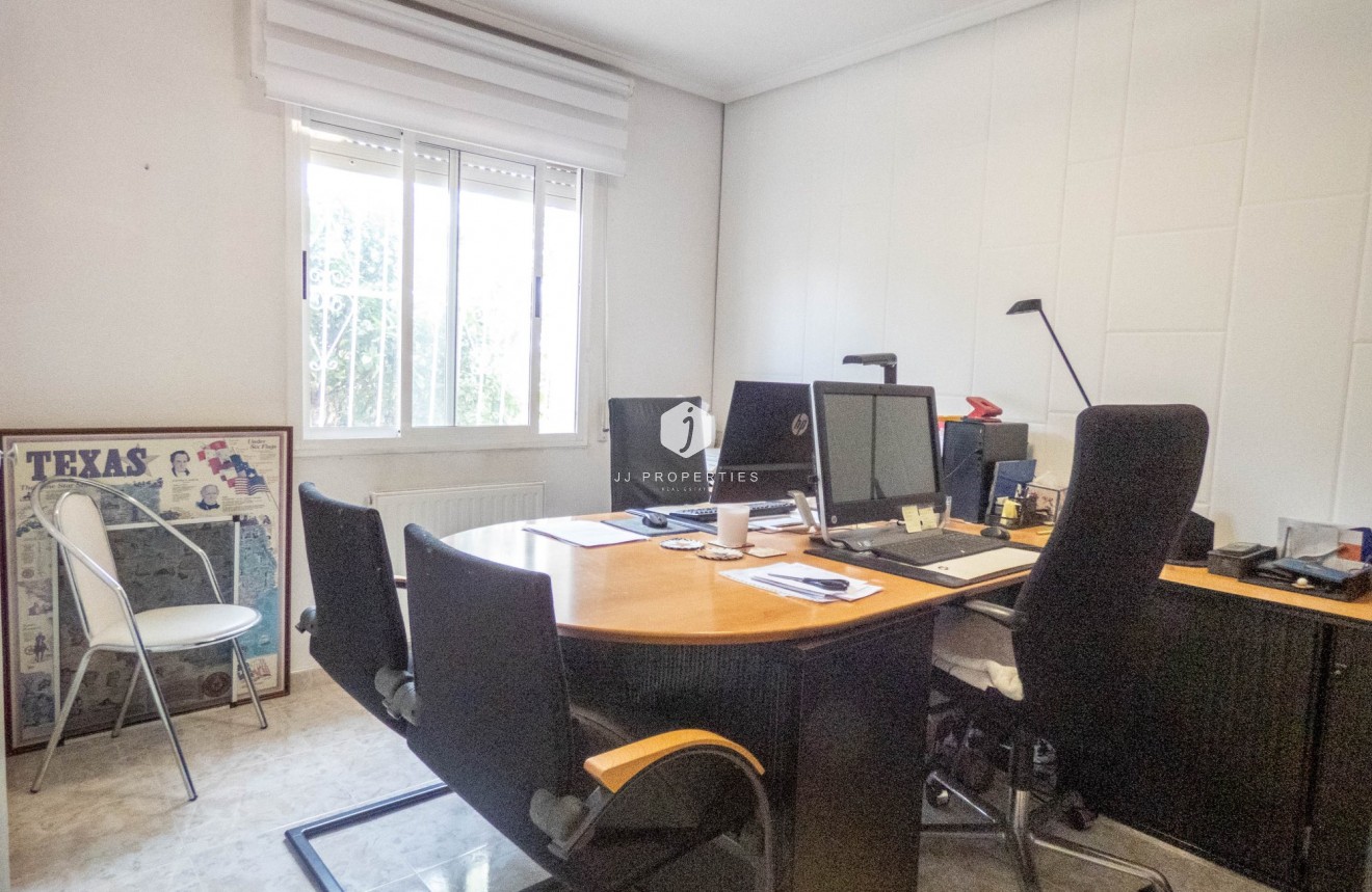 Z drugiej ręki - Villa -
Ciudad Quesada - Costa Blanca