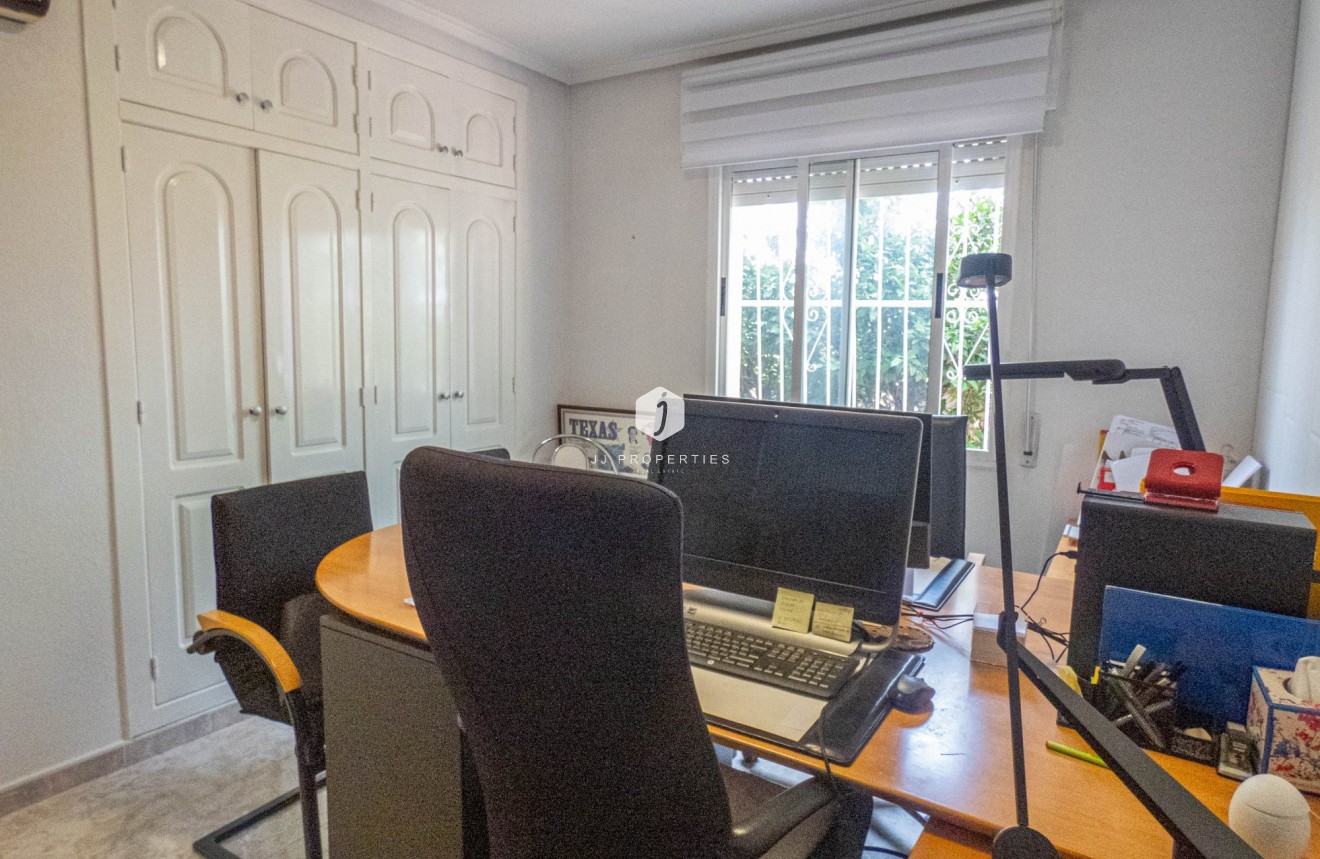 Z drugiej ręki - Villa -
Ciudad Quesada - Costa Blanca