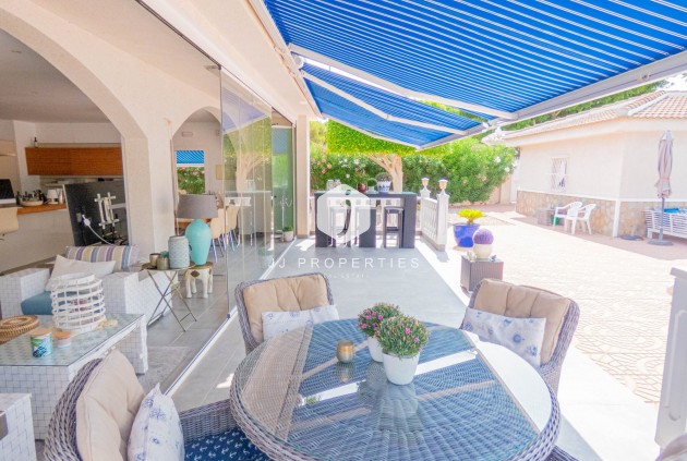 Z drugiej ręki - Villa -
Ciudad Quesada - Costa Blanca