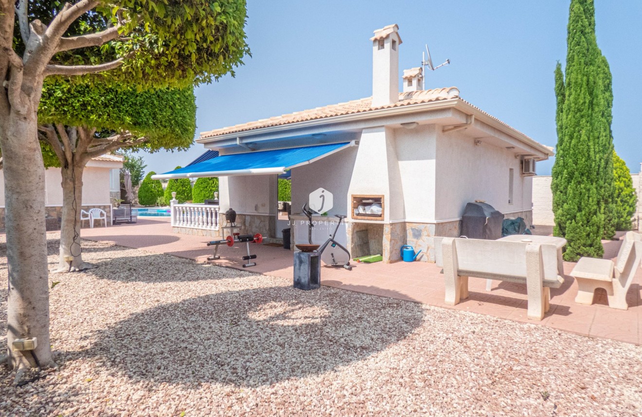 Z drugiej ręki - Villa -
Ciudad Quesada - Costa Blanca