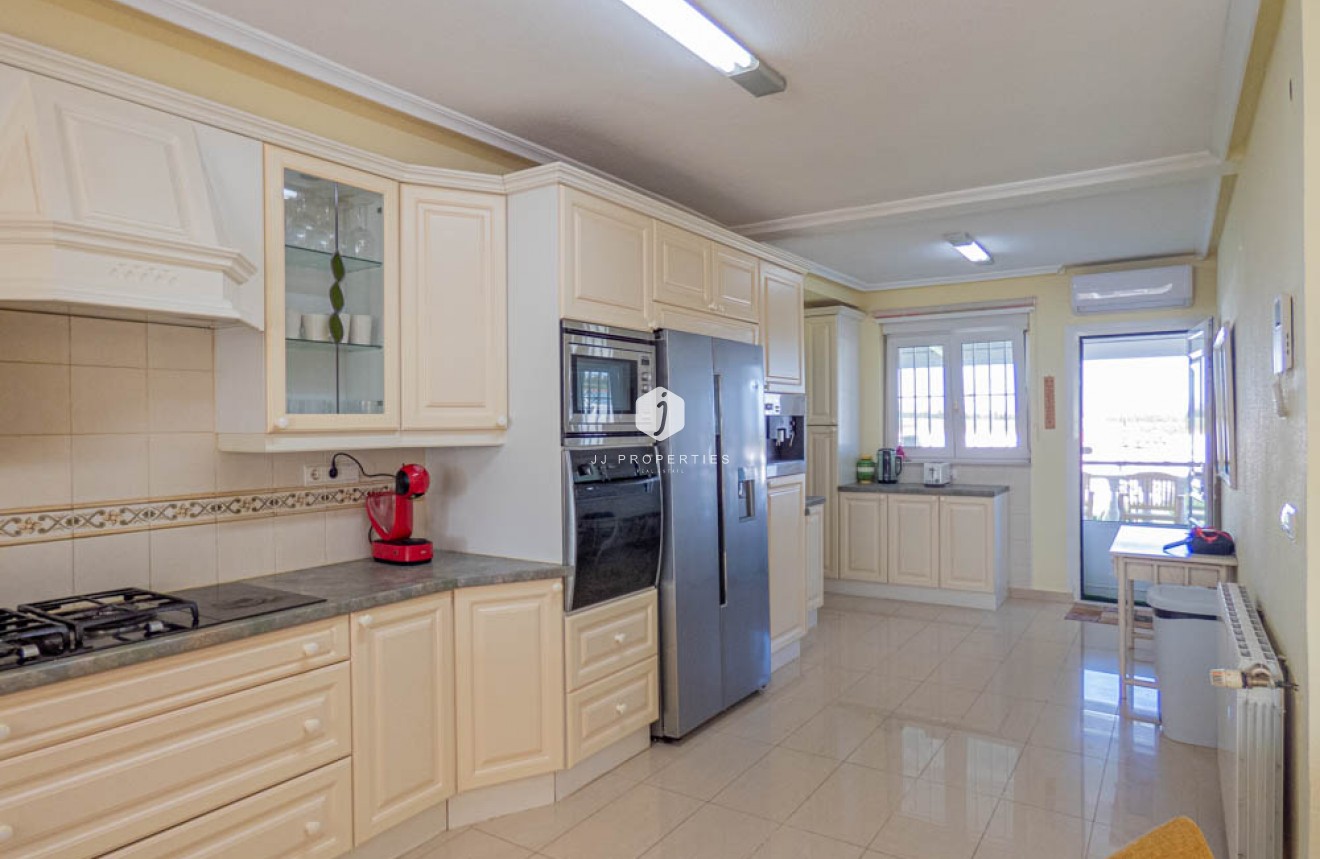 Resale - Villa -
San Miguel de Salinas - Inland