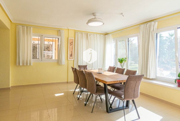 Resale - Villa -
San Miguel de Salinas - Inland