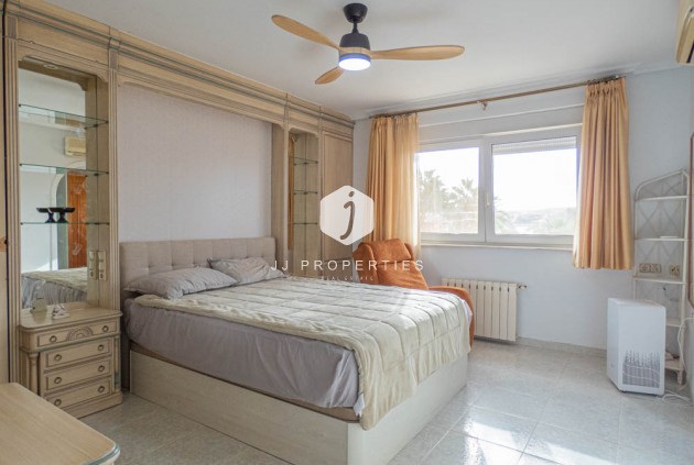 Resale - Villa -
San Miguel de Salinas - Inland