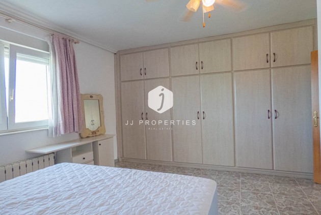 Resale - Villa -
San Miguel de Salinas - Inland