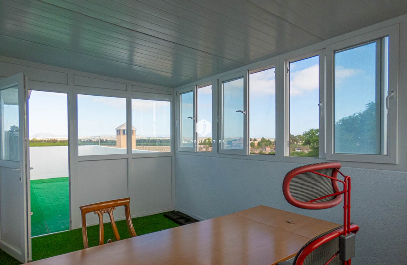 Resale - Villa -
San Miguel de Salinas - Inland