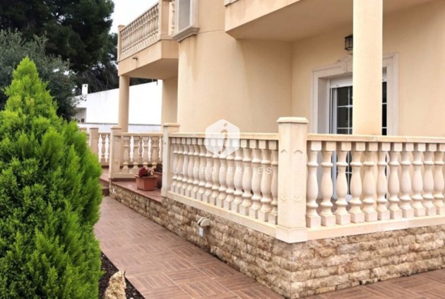 Resale - Villa -
Cabo Roig - Costa Blanca