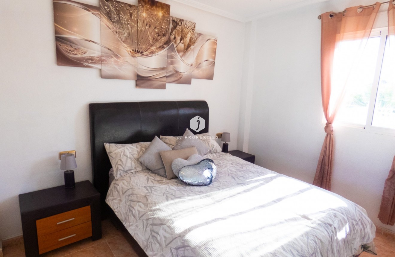 D'occasion - Villa -
Playa Flamenca - Costa Blanca