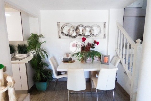 D'occasion - Villa -
Playa Flamenca - Costa Blanca